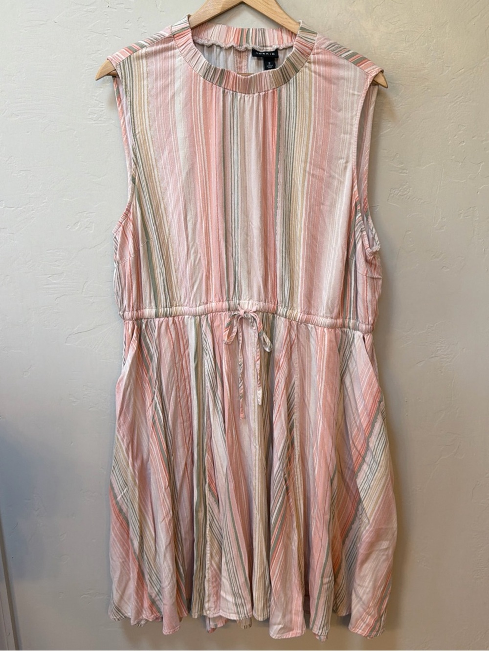 Torrid Stretch Sleeveless Mock Neck Dress Sandstone Stripe Sz 2 2X Pink Pockets